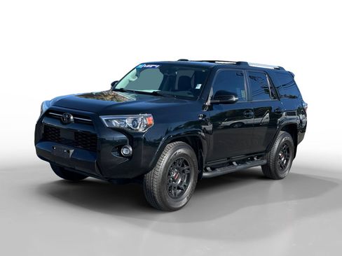 Used 2023 Toyota 4Runner SR5 Premium w/ Moonroof Package RWD image 1