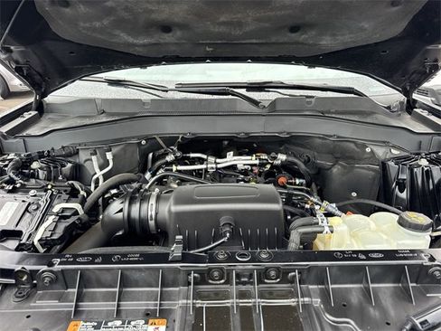 Used 2022 Ford Explorer XLT w/ Equipment Group 202A image 24