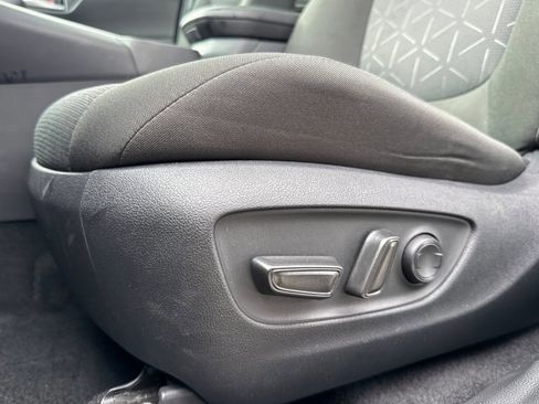 Used 2025 Toyota RAV4 XLE image 14