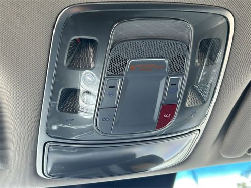 Used 2025 Genesis GV70 2.5T image 19