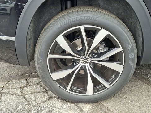 New 2026 Volkswagen Atlas SEL Premium R-Line AWD/4WD image 5