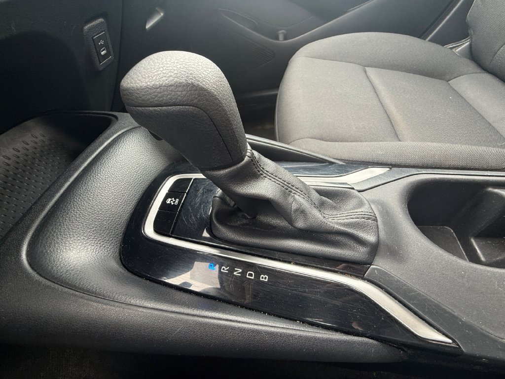 Used 2024 Toyota Corolla LE FWD image 30