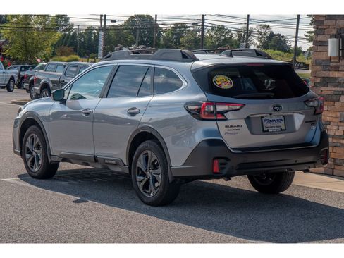 Used 2020 Subaru Outback Onyx Edition XT w/ Popular Package #2 image 5