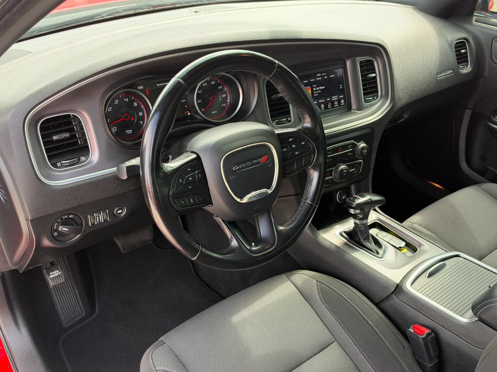 Used 2022 Dodge Charger SXT RWD image 7