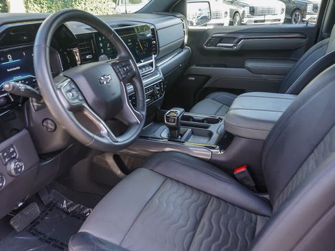 Used 2024 Chevrolet Silverado 1500 ZR2 w/ Technology Package AWD/4WD image 18