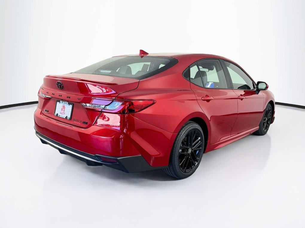 Used 2026 Toyota Camry SE FWD image 10