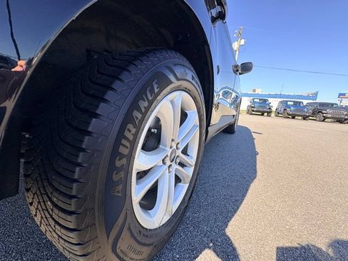 Used 2020 Ford Edge SEL AWD/4WD image 9