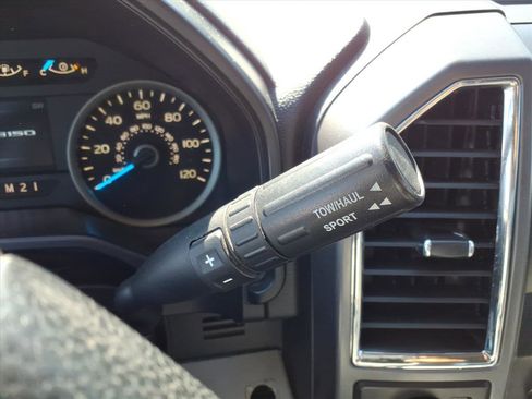 Used 2015 Ford F150 XLT w/ Equipment Group 301A Mid image 22