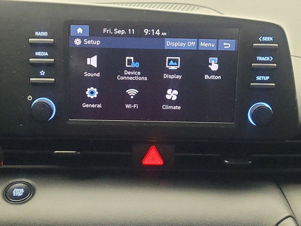 Used 2025 Hyundai Elantra Sport FWD image 25