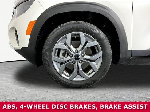 Certified 2024 Kia Seltos S AWD/4WD image 29