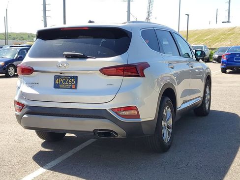 Used 2020 Hyundai Santa Fe SE AWD/4WD image 3