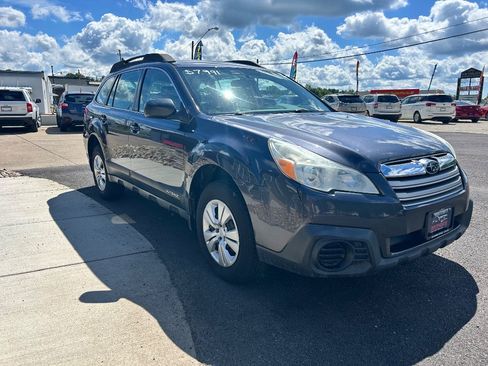 Used 2013 Subaru Outback 2.5i AWD/4WD image 3