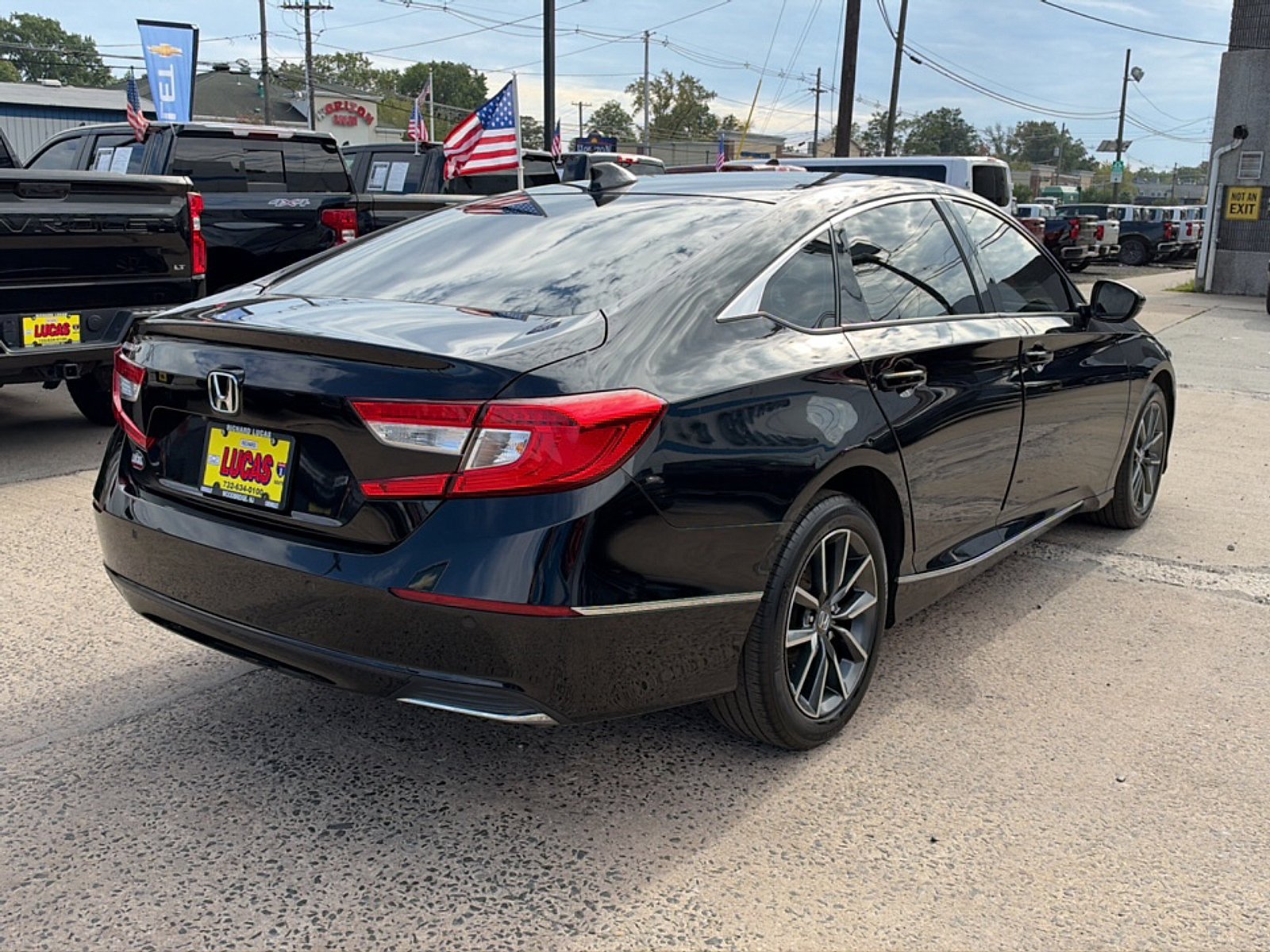 Used 2021 Honda Accord EX-L image 5