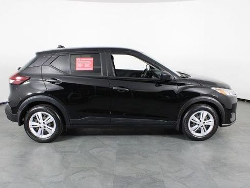 Certified 2023 Nissan Kicks S image 15