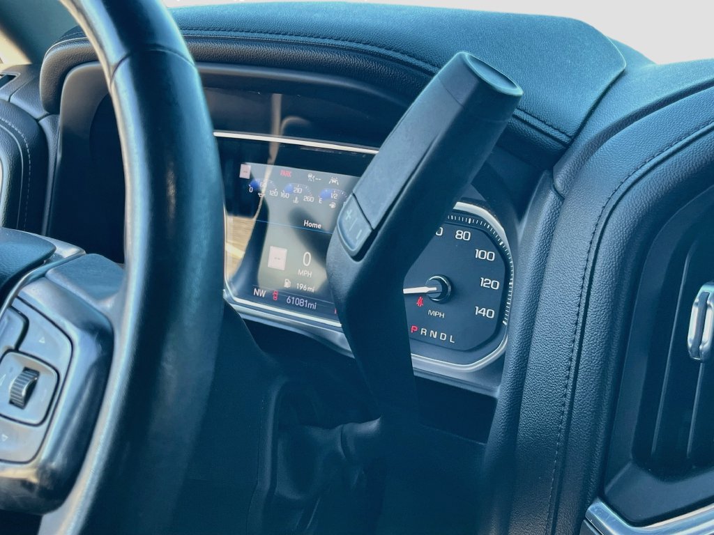 Used 2020 GMC Sierra 1500 Denali w/ Technology Package RWD image 17