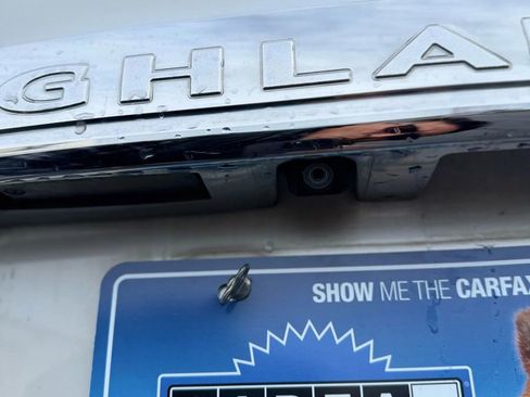 Used 2012 Toyota Highlander Limited image 33