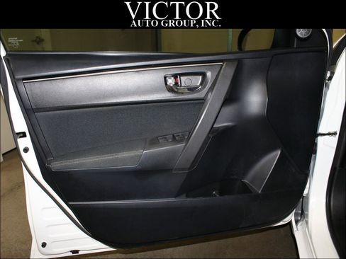 Used 2017 Toyota Corolla LE FWD image 15
