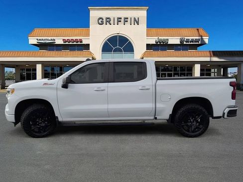 Used 2022 Chevrolet Silverado 1500 RST AWD/4WD image 10