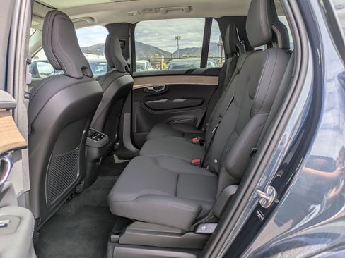 New 2026 Volvo XC90 B5 Core AWD/4WD image 15