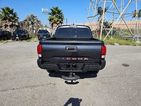 Used 2020 Toyota Tacoma SR5 image 13