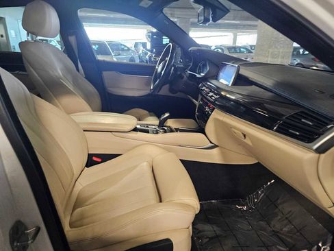 Used 2019 BMW X6 xDrive35i w/ M Sport Package image 41