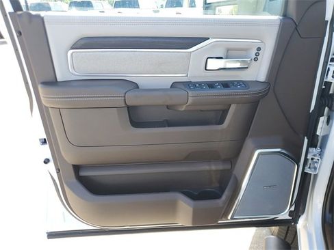 New 2025 RAM 2500 Laramie image 20