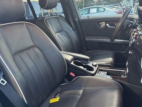 Used 2014 Mercedes-Benz GLK 350 4MATIC image 29