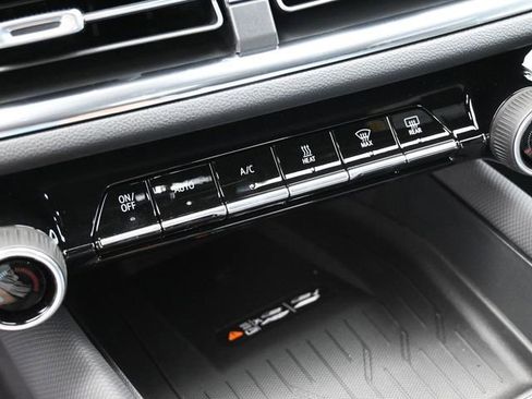 New 2026 Chevrolet Equinox EV LT FWD image 32