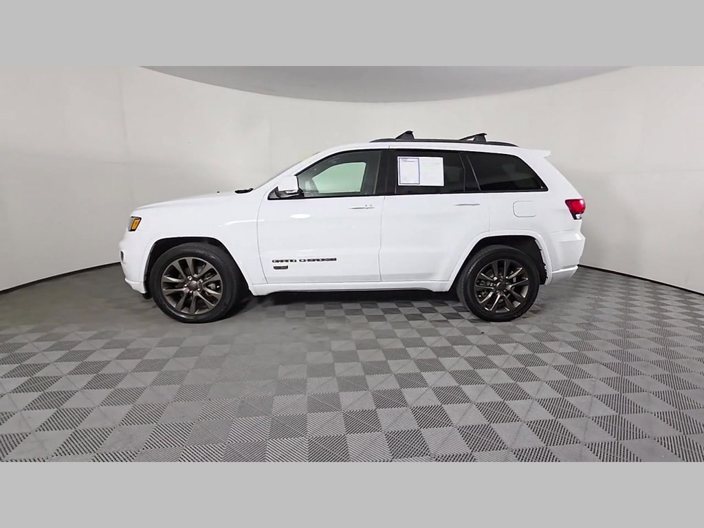Used 2016 Jeep Grand Cherokee Limited 75th Anniversary AWD/4WD image 46