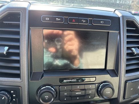 Used 2020 Ford F450 XL w/ STX Appearance Package image 27