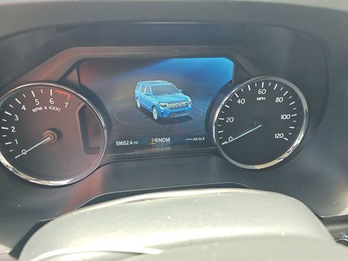 Used 2024 Ford Expedition Max XLT RWD image 14