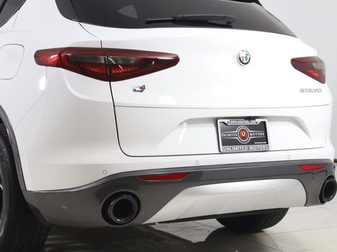 Used 2023 Alfa Romeo Stelvio Ti image 25