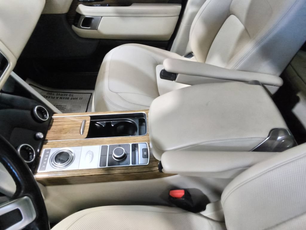 Used 2021 Land Rover Range Rover HSE AWD/4WD image 19