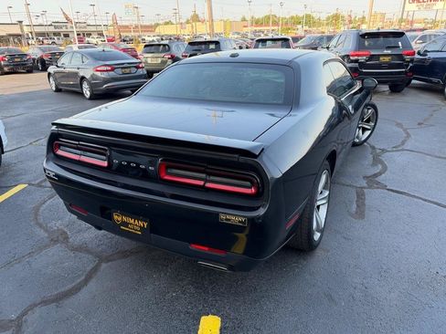 Used 2015 Dodge Challenger SXT w/ Super Sport Group (SS/T) RWD image 28