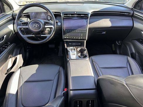 Certified 2024 Hyundai Tucson Limited image 17