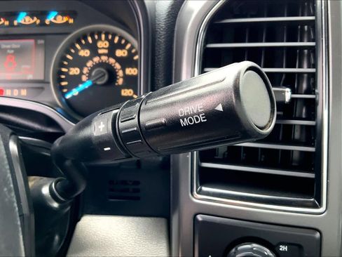 Used 2018 Ford F150 XLT w/ Equipment Group 302A Luxury image 32