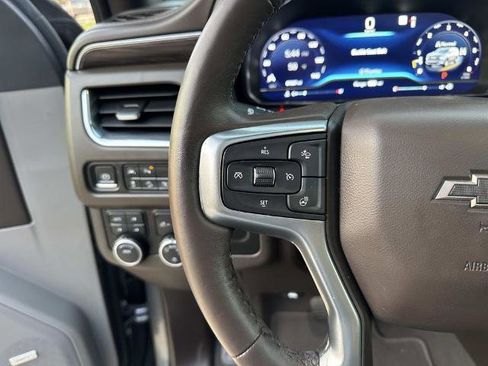 Used 2022 Chevrolet Tahoe Z71 w/ Luxury Package image 26