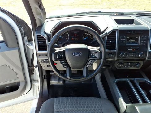 Used 2015 Ford F150 XLT w/ Equipment Group 301A Mid image 12