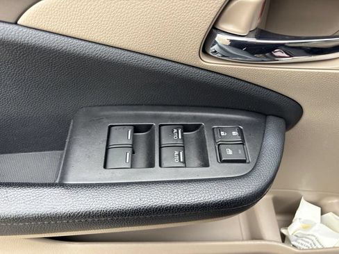 Used 2017 Honda Pilot EX-L image 18