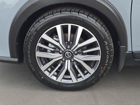 Used 2021 Nissan Kicks SV FWD image 23