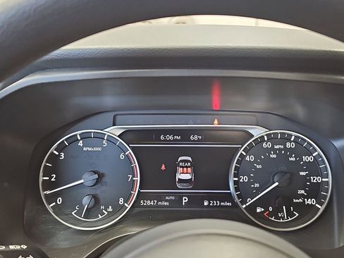 Used 2024 Nissan Rogue SV image 19