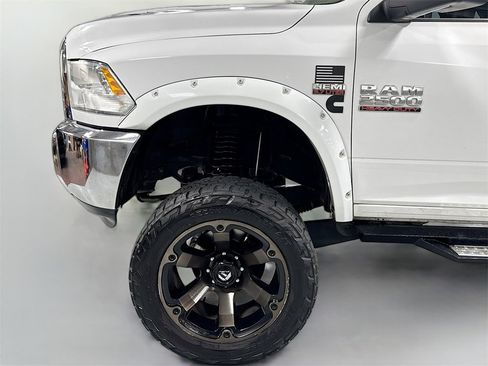 Used 2014 RAM 2500 SLT image 11
