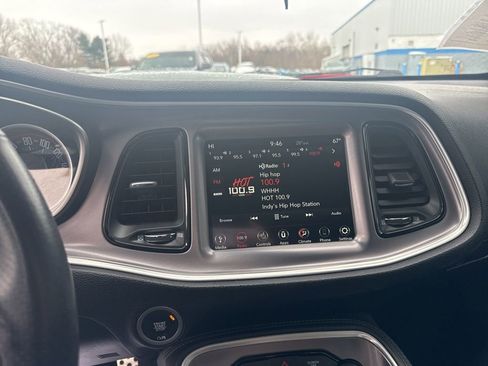 Used 2019 Dodge Challenger R/T w/ Plus Package image 24