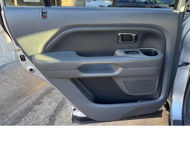 Used 2006 Honda Pilot EX-L image 12