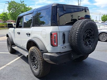 New 2026 Ford Bronco Outer Banks w/ Sasquatch Package