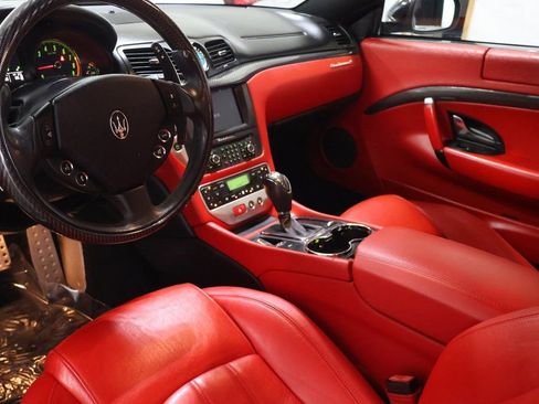 Used 2011 Maserati GranTurismo S image 17