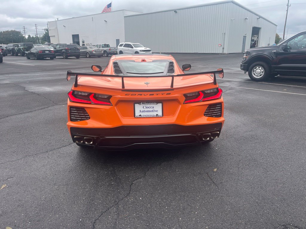 Used 2022 Chevrolet Corvette Stingray Preferred Cpe w/ Z51 Performance Package RWD image 5