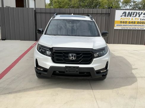 Used 2021 Honda Ridgeline Black Edition image 2
