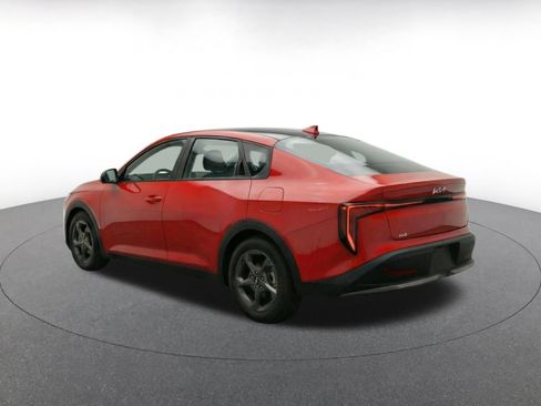 Used 2025 Kia K4 FWD image 7