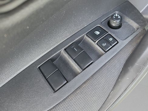 Used 2022 Toyota Corolla LE FWD image 14